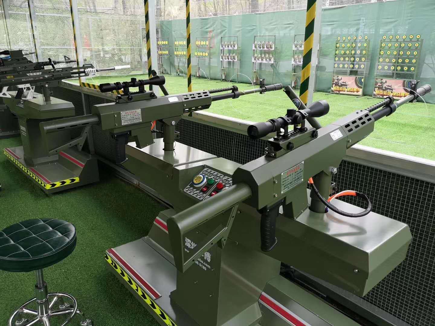 游乐园里面的射击气炮枪设备使用的是什么子弹？